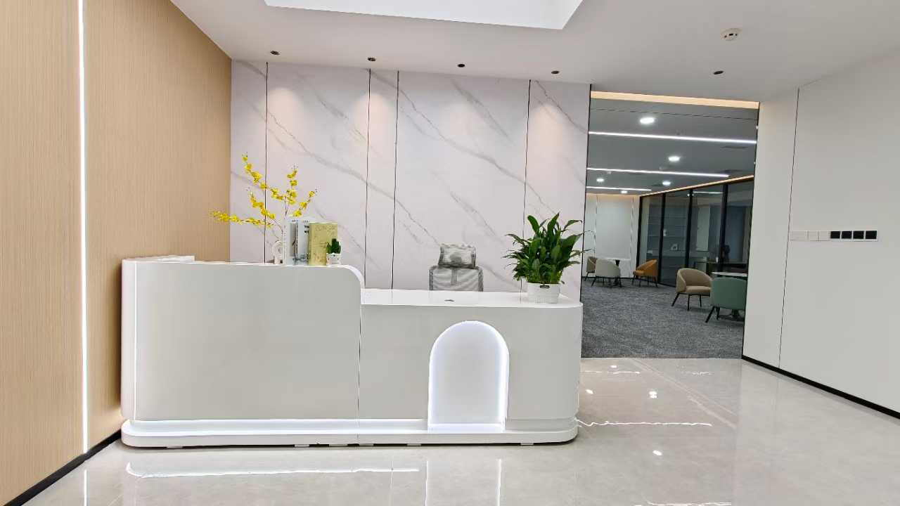 天府二街新开楼盘 295平方 4隔间30工位 24小时空调 带共享配套 所见即所得 雄川金融中心办公室出租