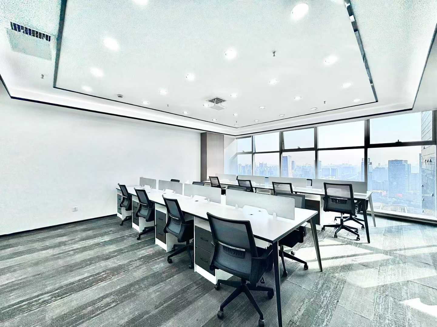 天府三街甲级 145平方 3隔间19工位 采光面大落地玻璃 朝南视野无遮挡 香年广场办公室出租