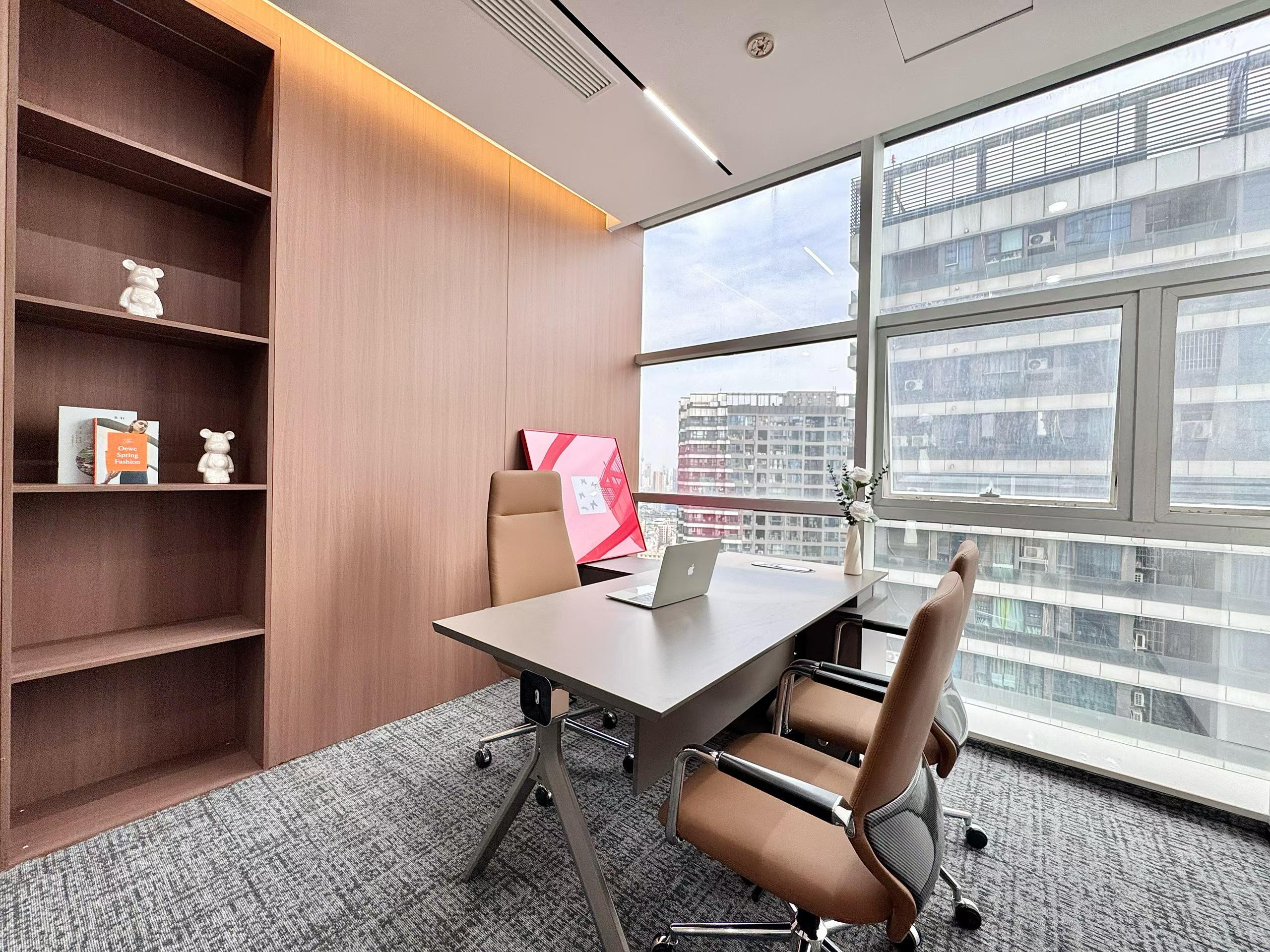 5号线花牌坊地铁口 精装好房 169平 3隔间15工位 品质装修 价格含物业含家具 新时金泰大厦办公室出租