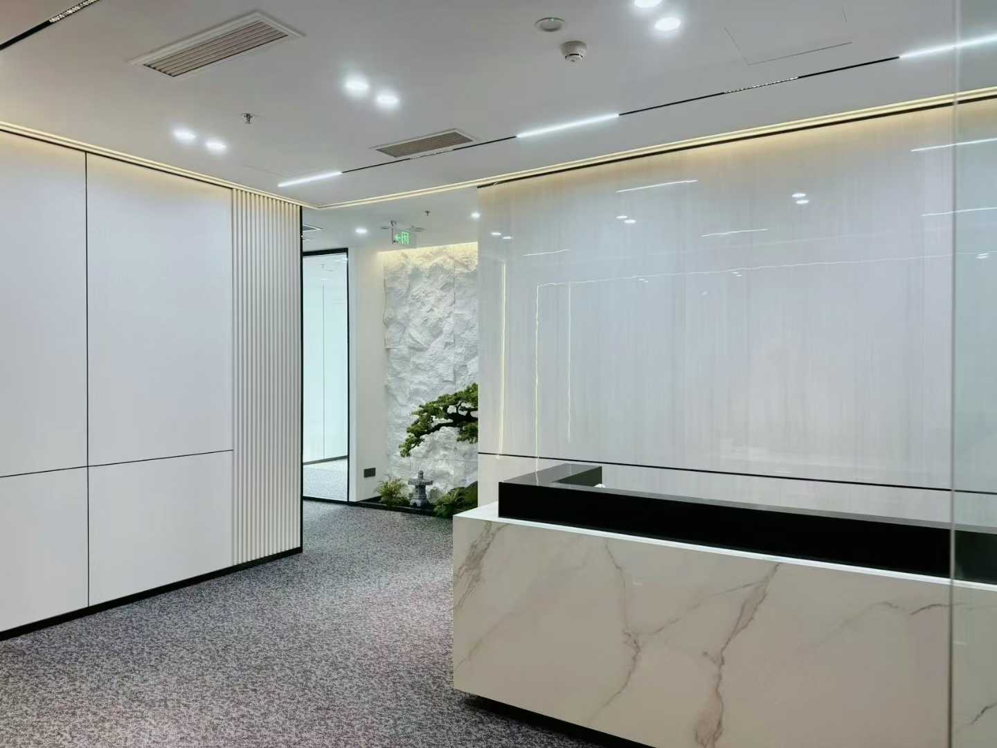 攀成钢版块 东大路地铁两三百米甲写 289平方 双面采光 户型方正 采光巴适 光环中心办公室出租