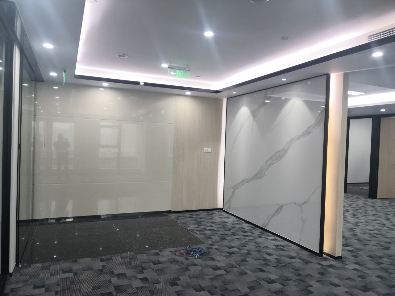 錦江區匯融廣場538平精裝辦公室帶家具出租 戶型方正 大面積