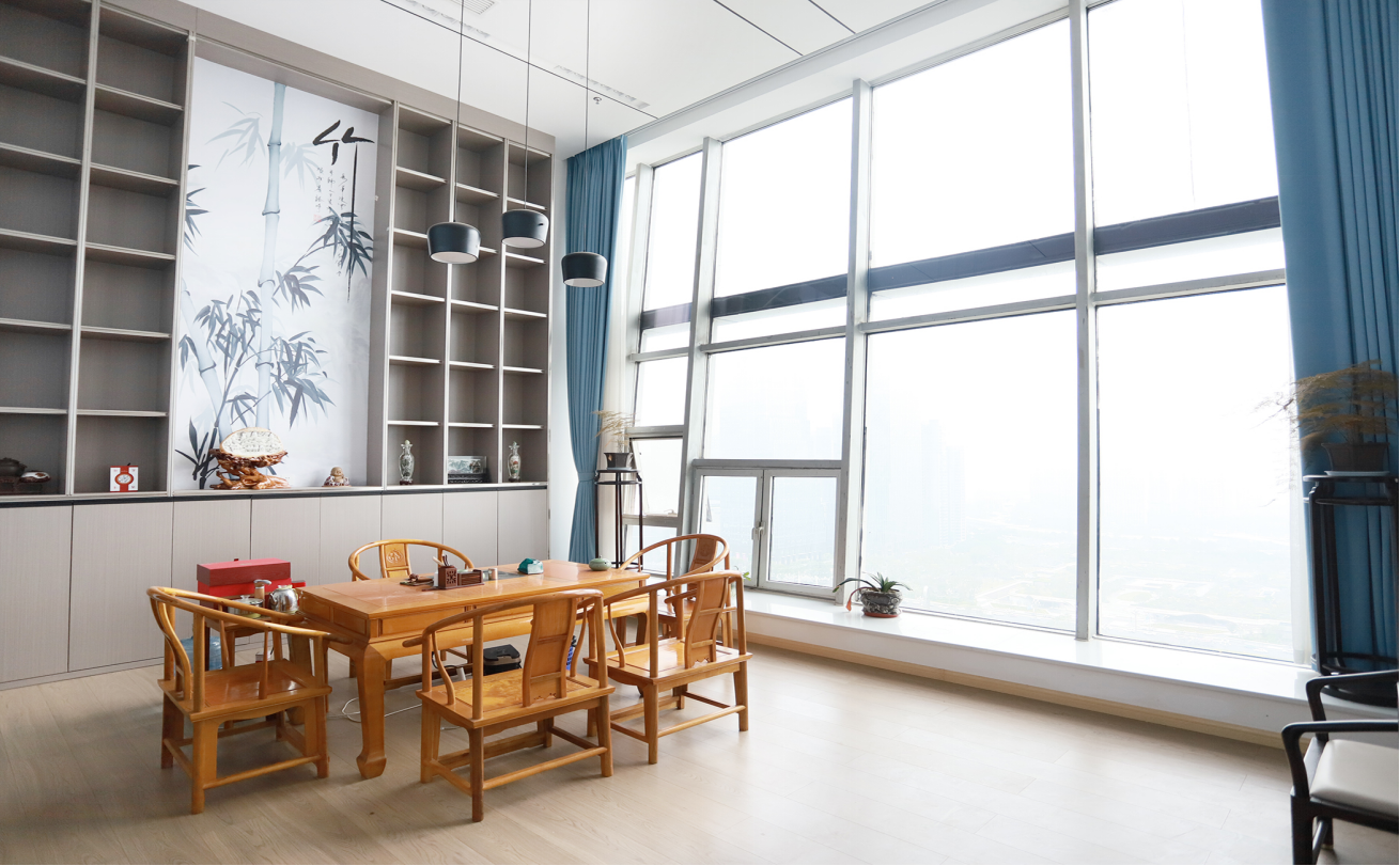 环球中心地铁口区位 建筑面积1949平大面积 17隔间工位150-200+ 层高高 24小时空调 高区视野巴适  环球中心办公室出租