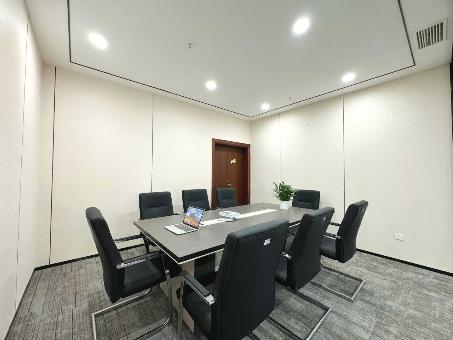 天府三街24小时空调楼盘 356平方 5隔间40工位 双面采光 品质家具 凯旋广场办公室出租