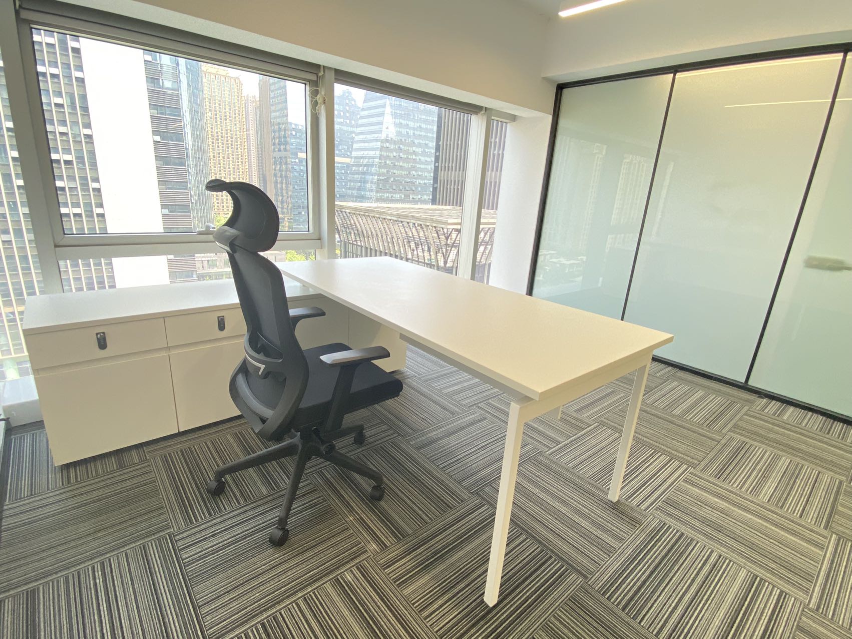 含物业 高新区天府三街福年广场精装跃层办公室 280平 使用面积 性价比高