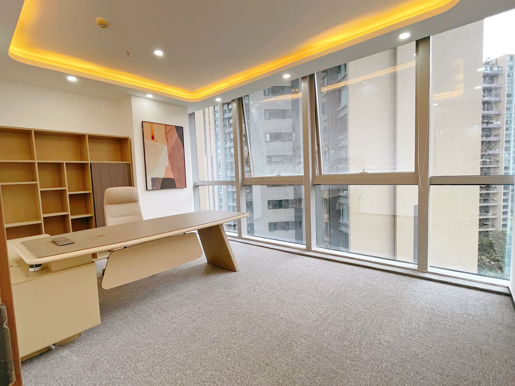 金融城誉峰国际精装现房 386平方 7隔间48工位 双面采光 24小时空调 办公室出租