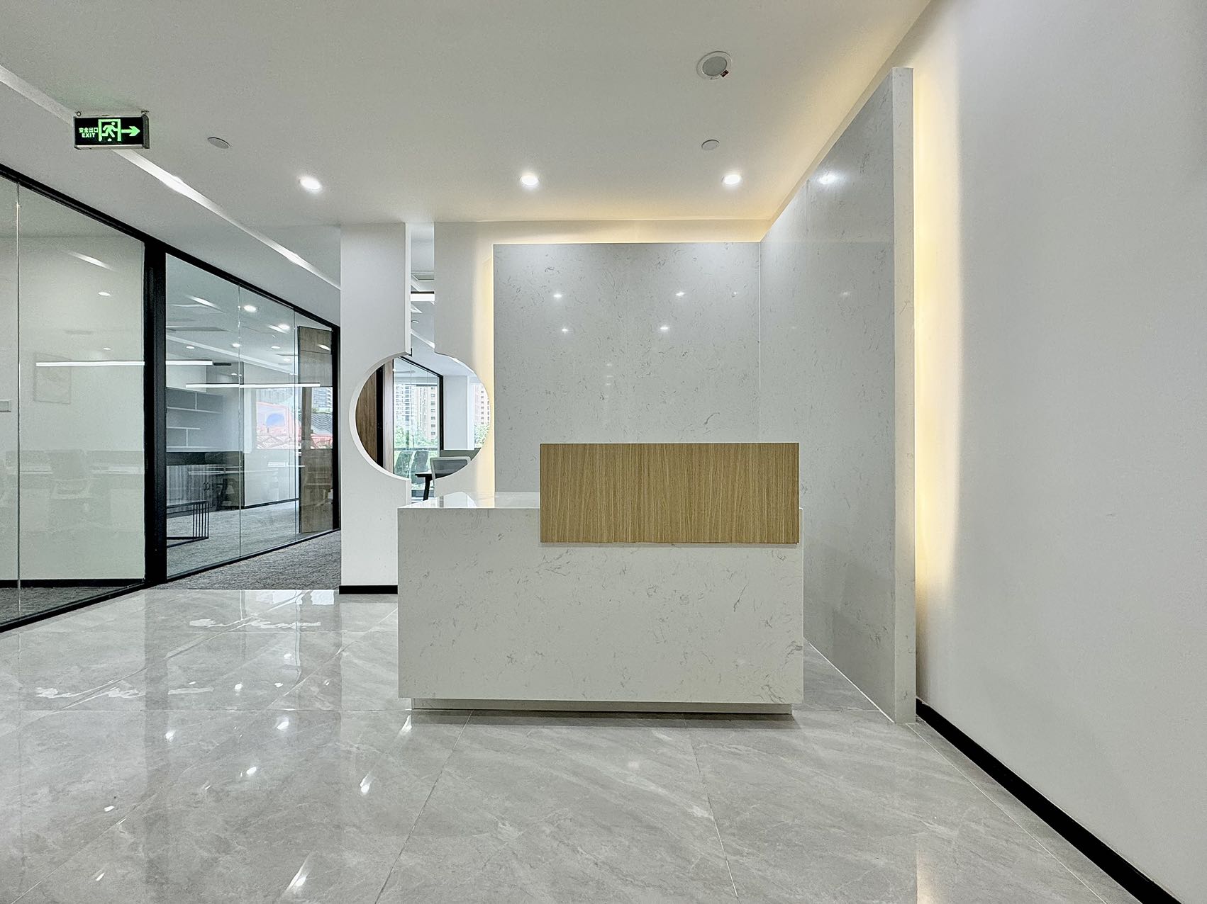 金融城精选小面积 按套出租 3隔间12工位 低区看交子之环 户型反正 东方希望中心办公室出租