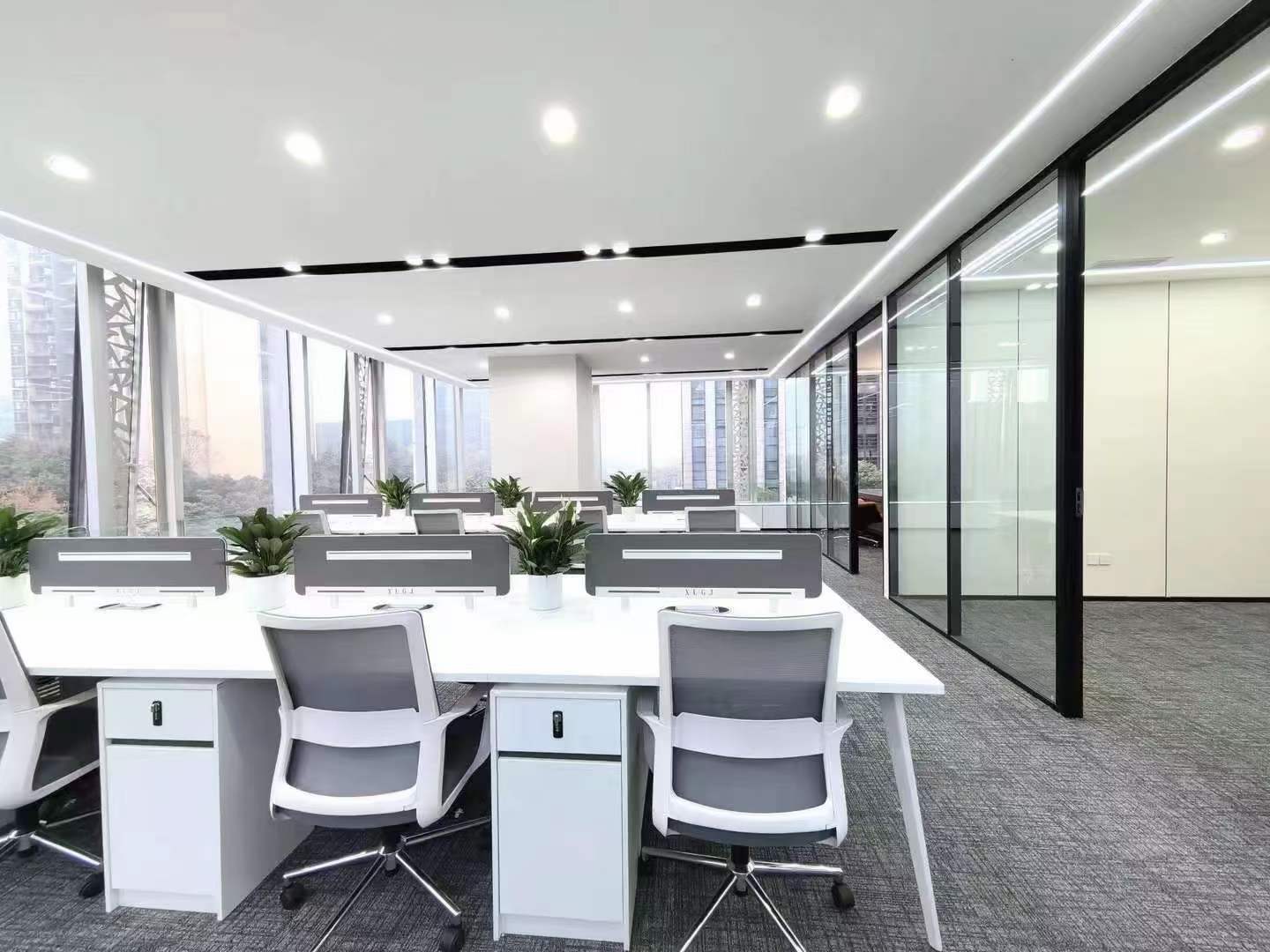 金融城甲级三面采光户型4隔间22工位 报价含家具 中航国际广场办公室出租