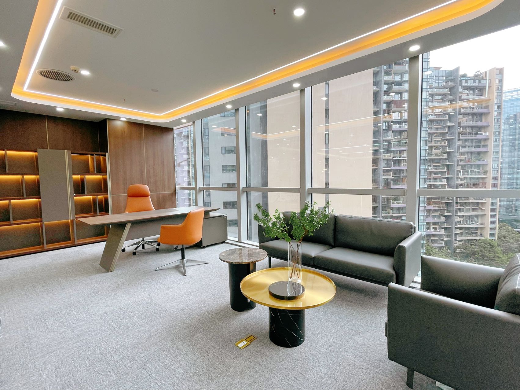 金融城誉峰国际精装现房 386平方 7隔间48工位 双面采光 24小时空调 办公室出租