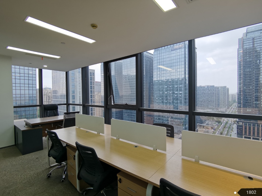 金融城新中泰国际大厦230平米双工区双采光|武侯区写字楼|武侯区办公室|租小团