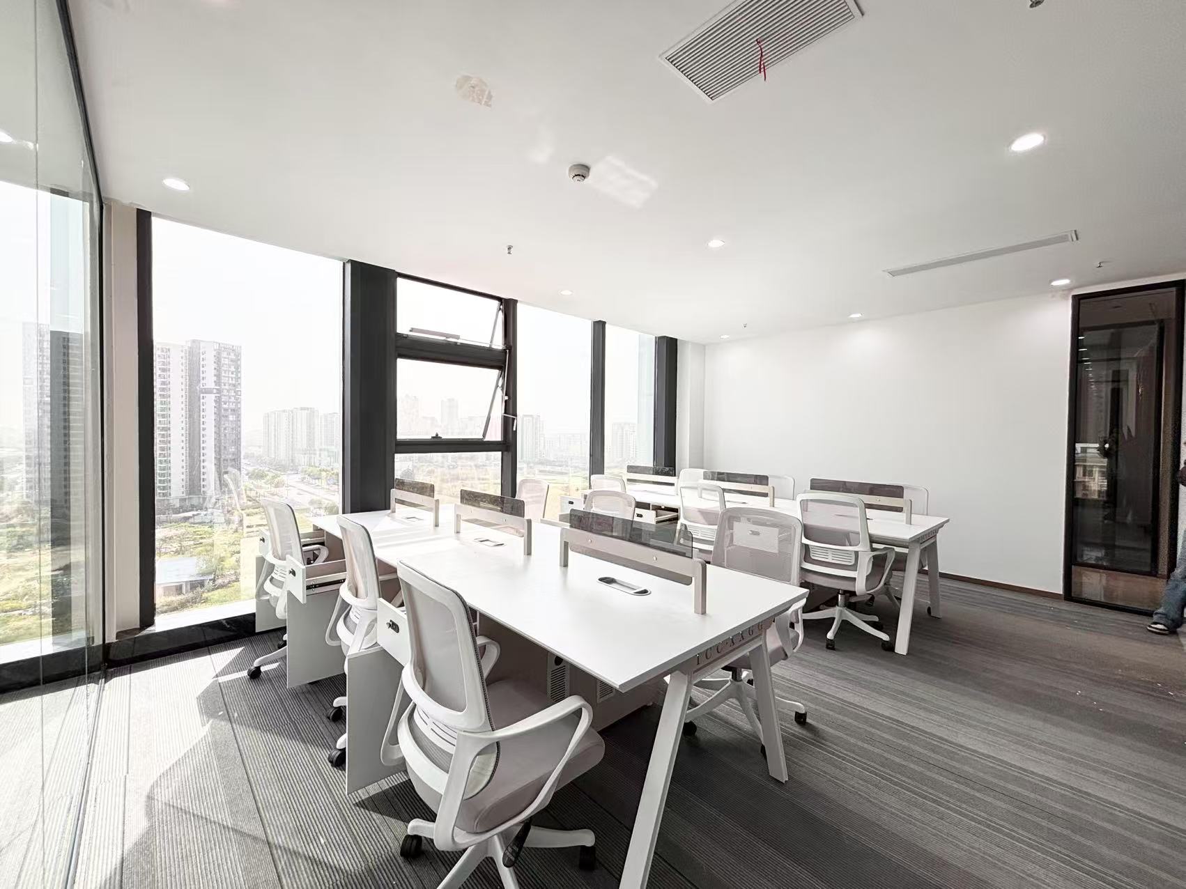 中和版块地铁口小户型 整栋运营 3隔间12工位 147平 无加时费 双面采光 坐北朝南 视野巴适 香榭国际办公室出租