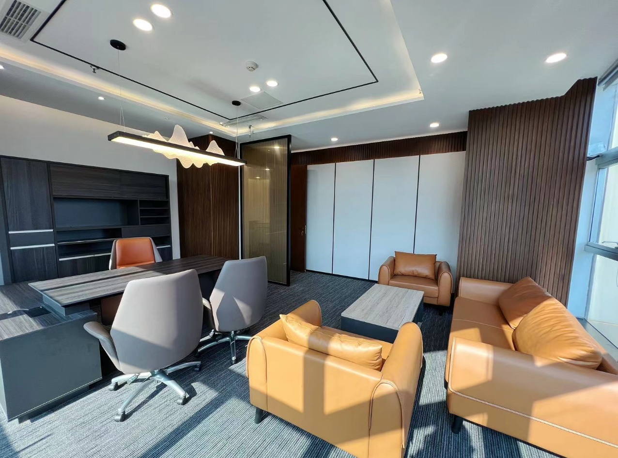 天府三街超甲写字楼 24小时空调 4隔间52工位带机房 大前台 双面采光 节能大厦办公室出租