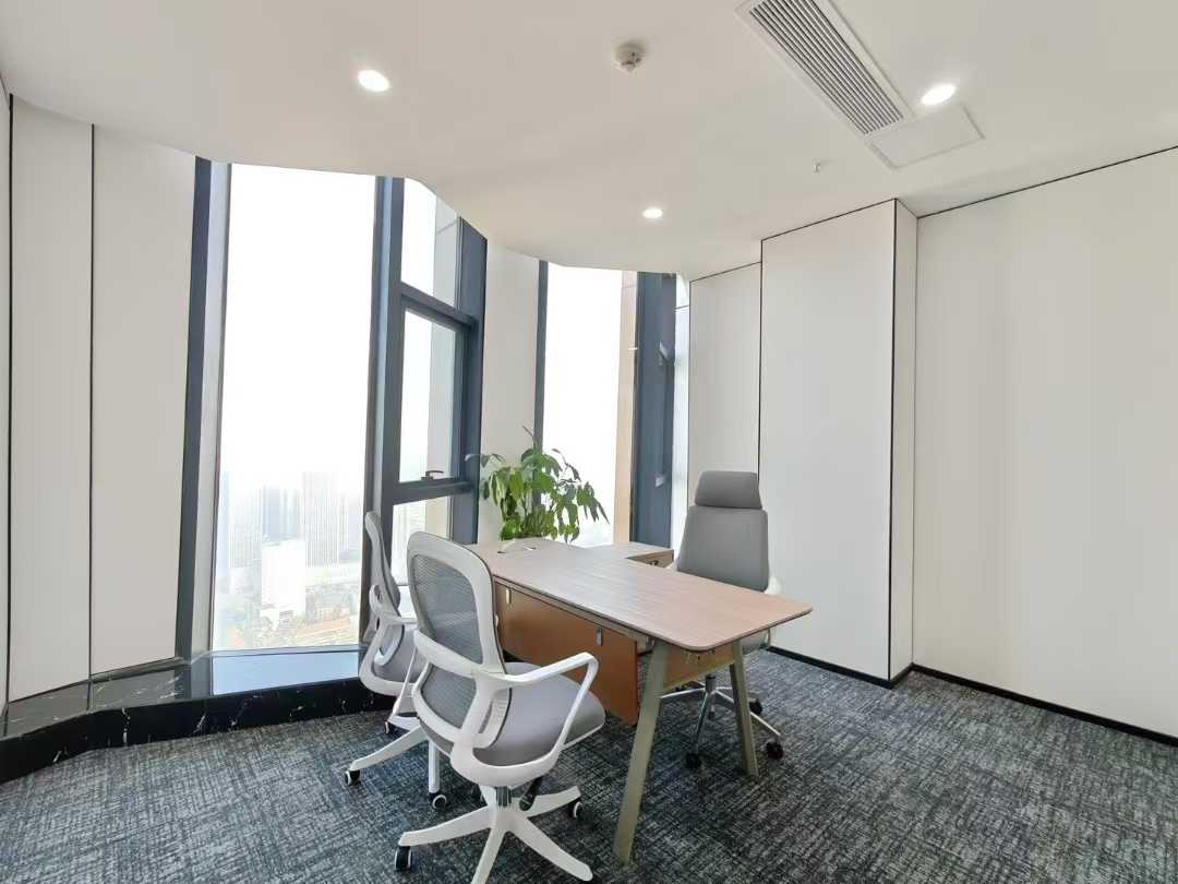 金牛区甲级高区 452平方 7隔间40工位 电梯口 高区视野巴适 适合央国企办事处  精装带家具 层高高 近地铁 北成8号办公室出租