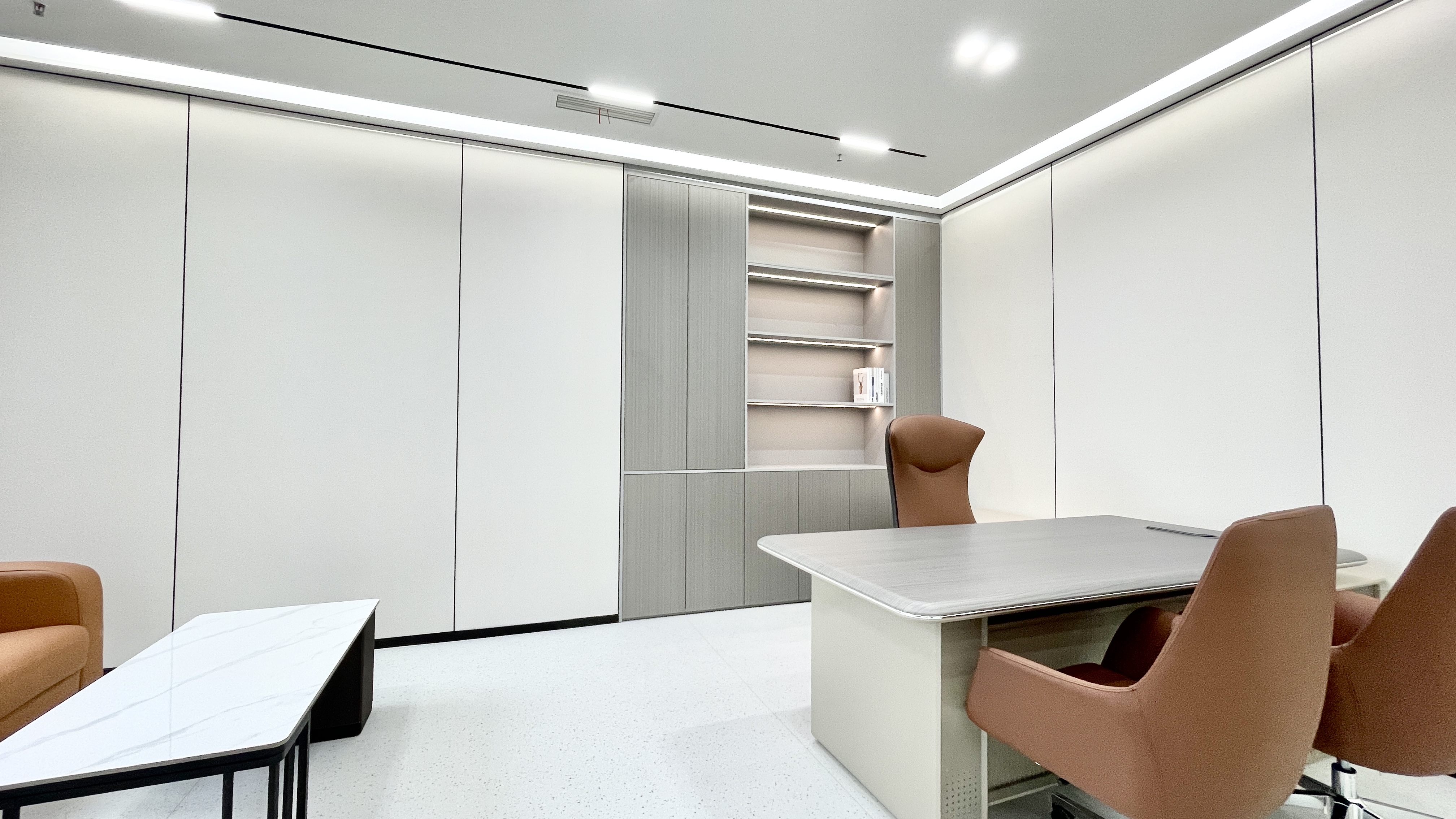 金融城园区办公 193.8平 3隔间18工位 24小时空调 整层打造 落地窗 精装带家具 天府新谷办公室出租