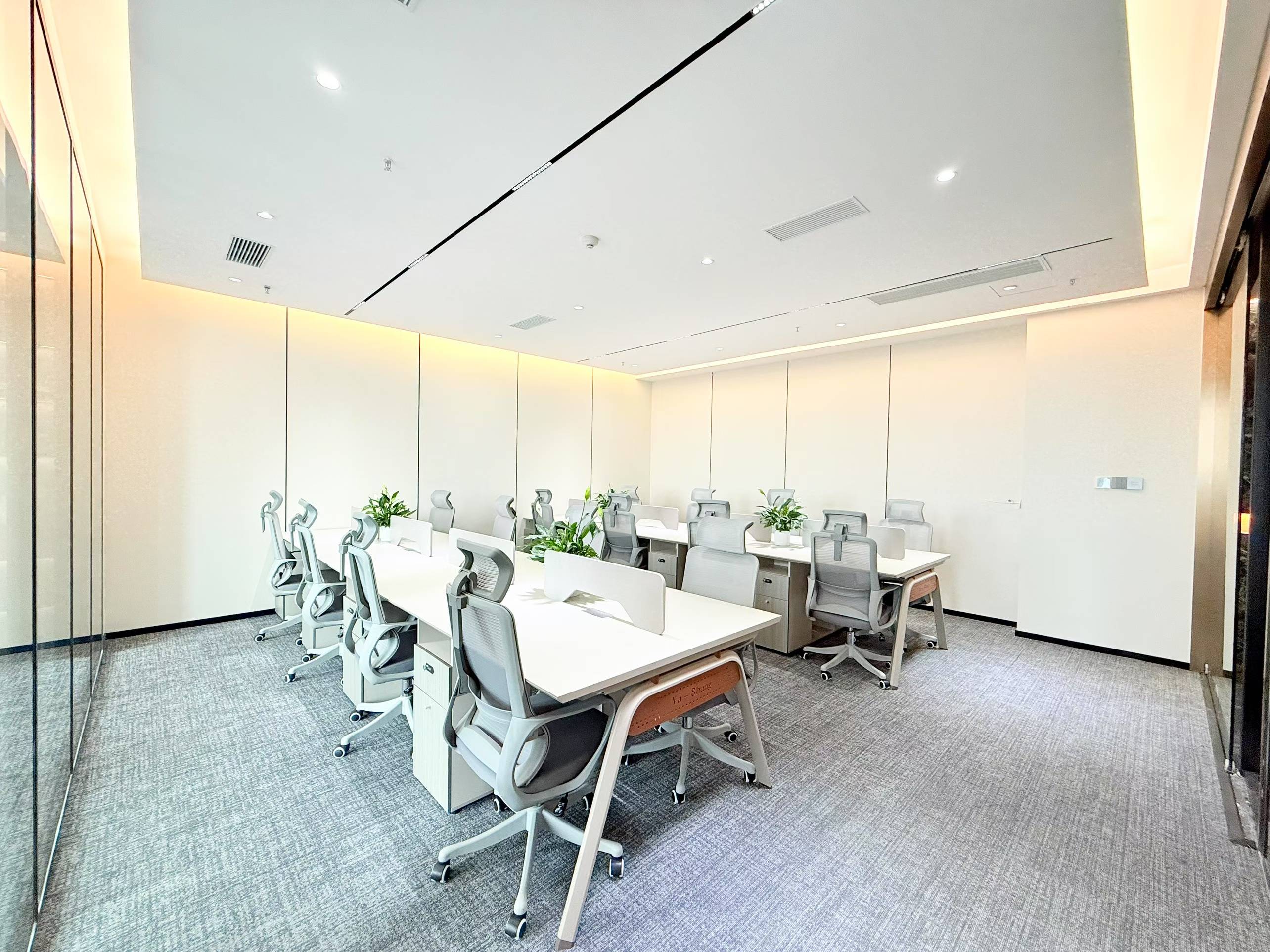 金牛区人民北路甲写 24小时空调147平方 3隔间16工位 近地铁 带共享配套设施 北成8号办公室出租