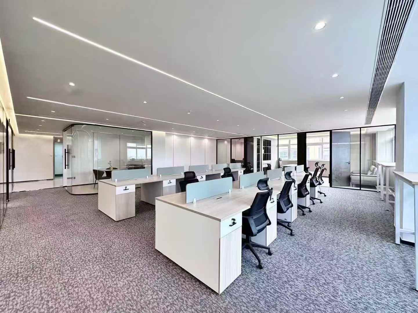 金融城无加时费性价比楼盘 336平 6隔间24工位 24小时空调 加时无忧 天府新谷办公室出租