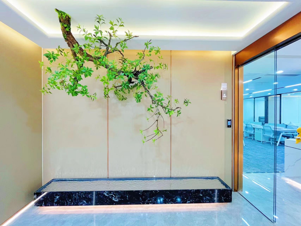 成华区东郊记忆地铁口 视野巴适 280平方 6隔间24工位 户型方正 无加时费 万科天荟办公室出租