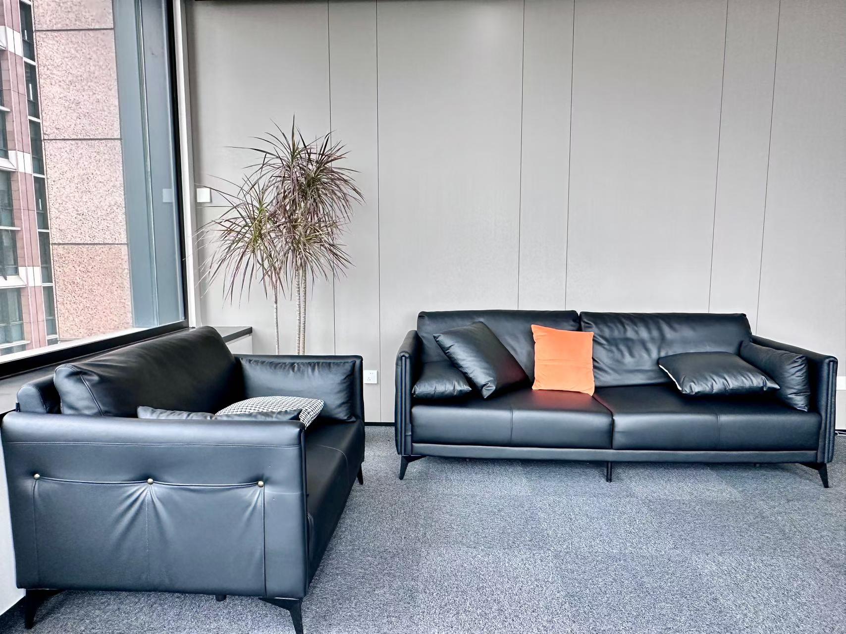 金融城地铁口超甲 看双塔 业主直租 396平方 5隔间24工位+洽谈区 电梯口带家具 华商金融中心办公室出租