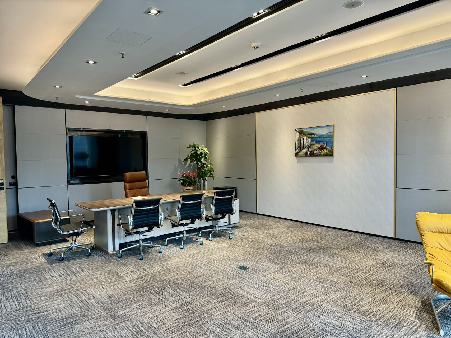 攀成钢超甲 品质装修 仅此一套 607平方 4隔间60工位带休息区 奢华前台 品质与形象的完美结合 环球都汇广场办公室出租