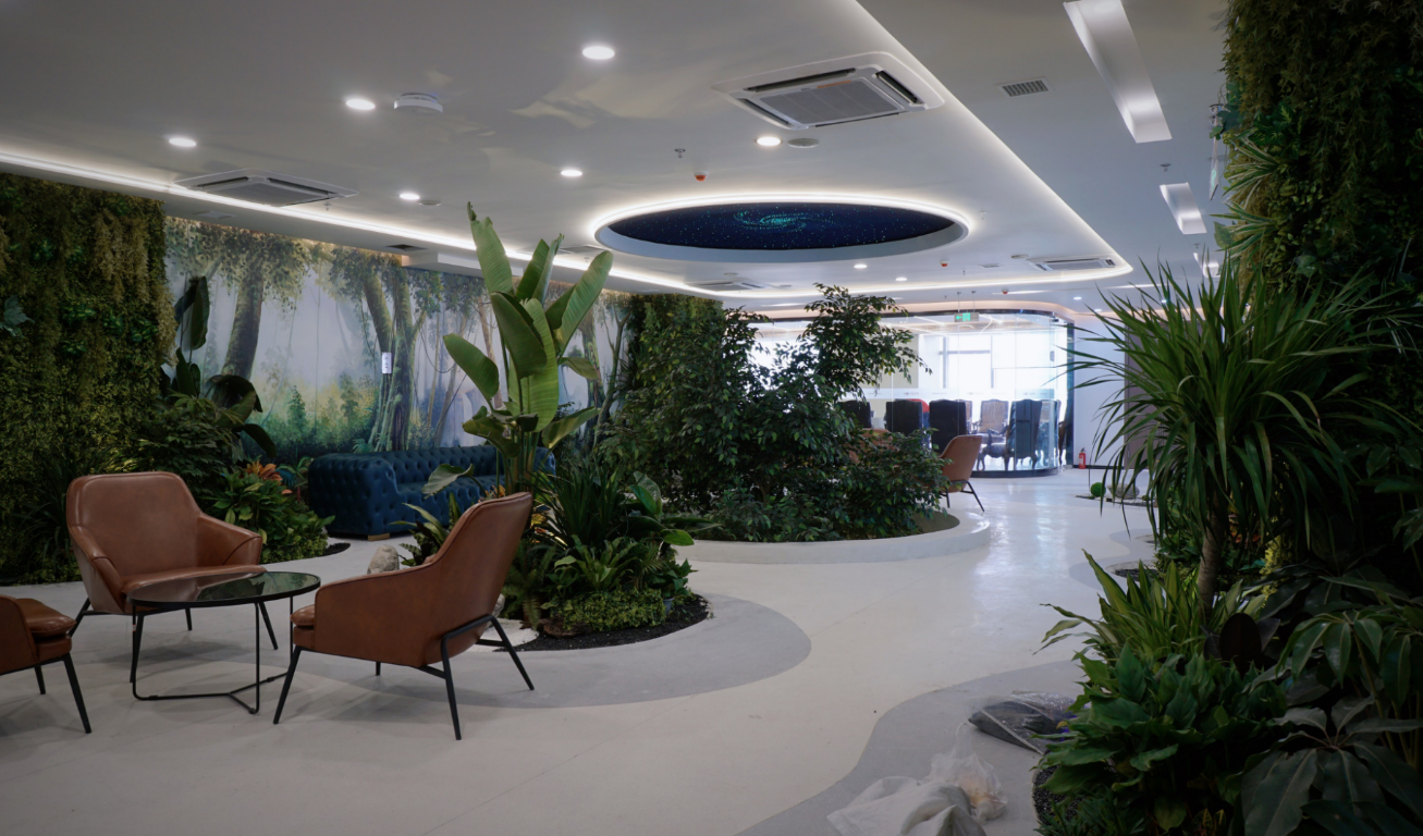 环球中心地铁口区位 建筑面积1949平大面积 17隔间工位150-200+ 层高高 24小时空调 高区视野巴适  环球中心办公室出租