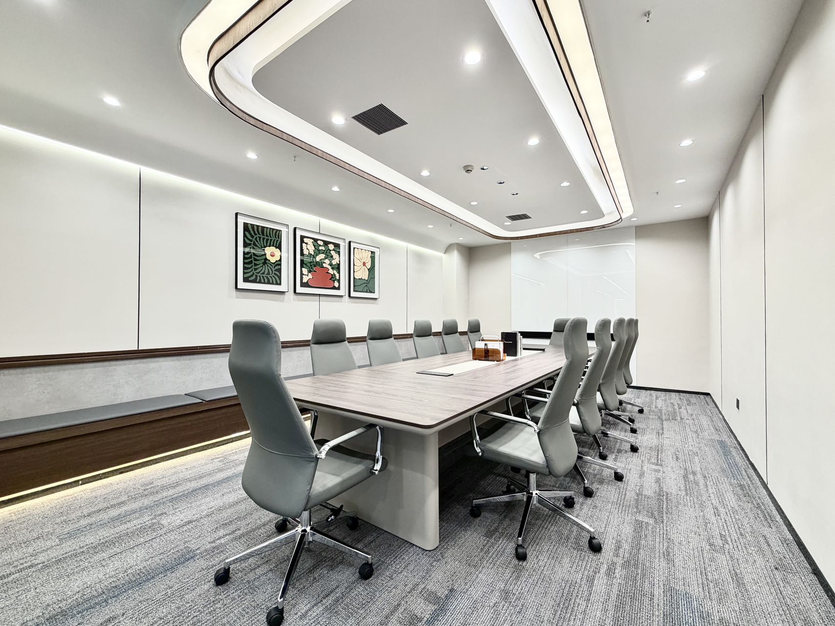 桐梓林甲级写大面积 9隔间50工位带接待区休闲区 采光面大 带家具 新希望大厦办办公室出租