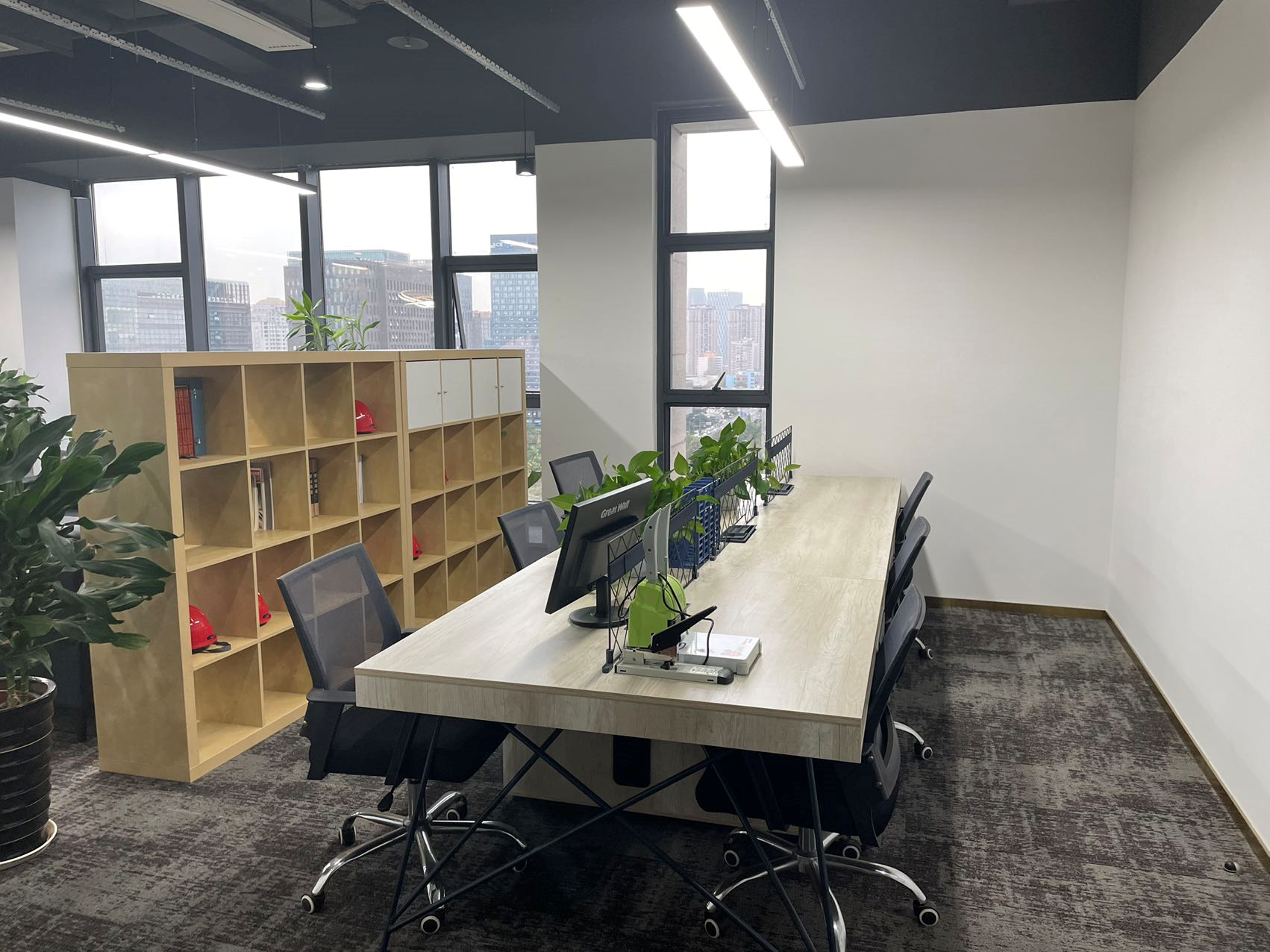 成都新都区发展双子星,中铁产业园vs西部地理信息科技产业园