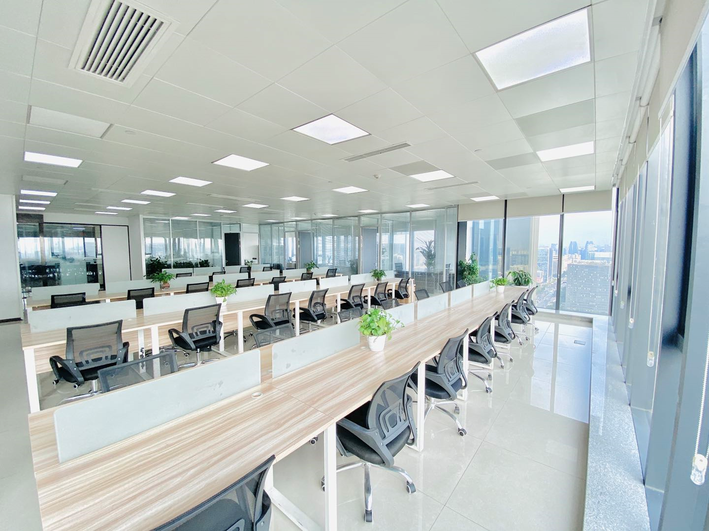 写字楼行业市场现状与发展趋势分析 (2022年写字楼出租预测)