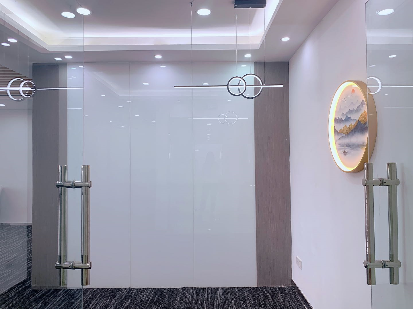 加快建设金融中心，联合西部国际金融中心写字楼双剑合璧