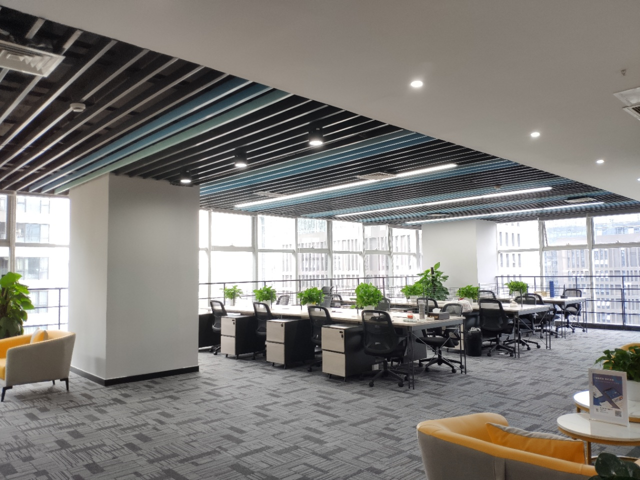 天府新区写字楼商业拼图｜十年相守&ldquo;香年广场&rdquo;