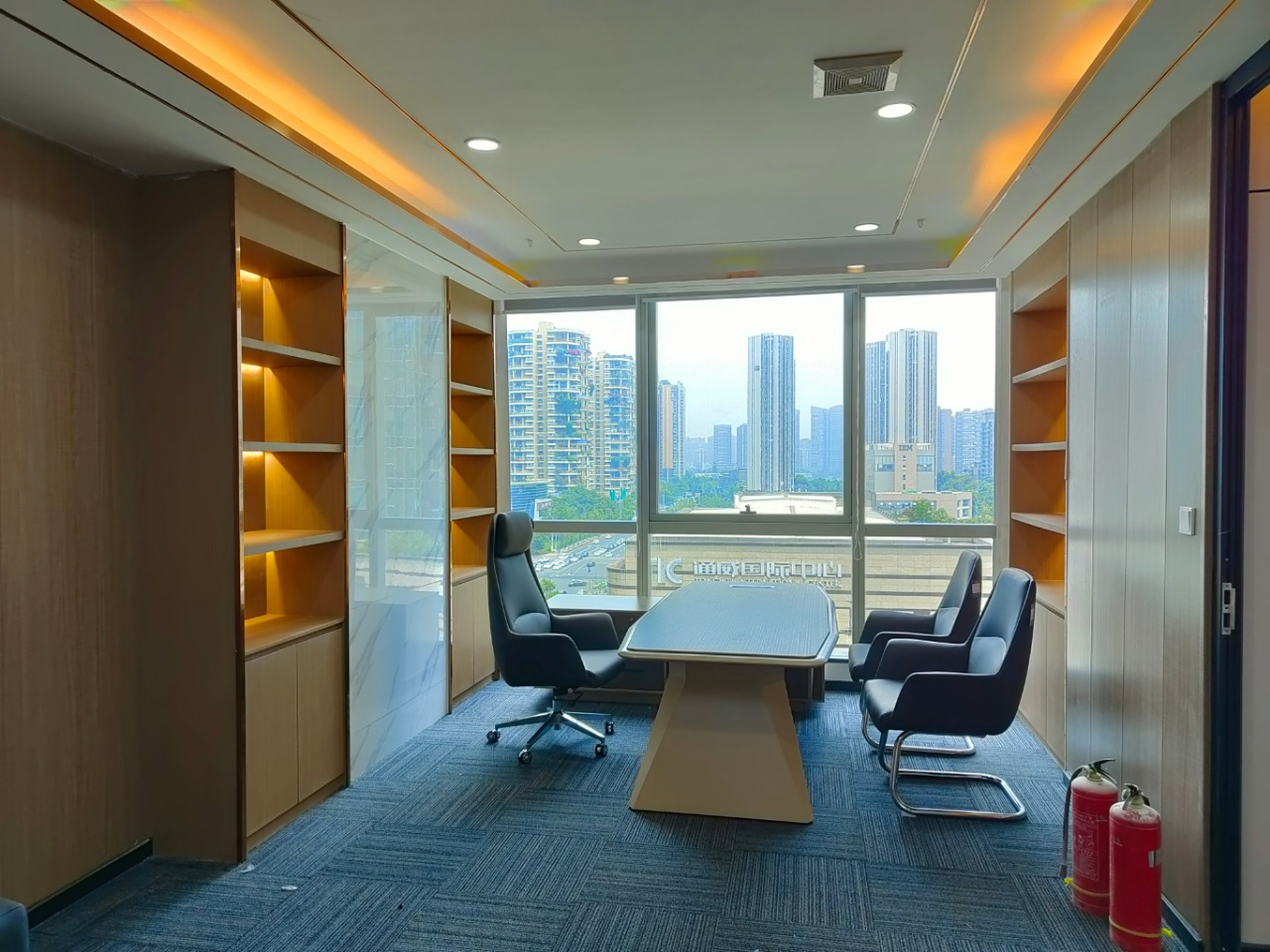 一个工位月租仅需百元?初创企业、自由职业者酷爱“工位出租”